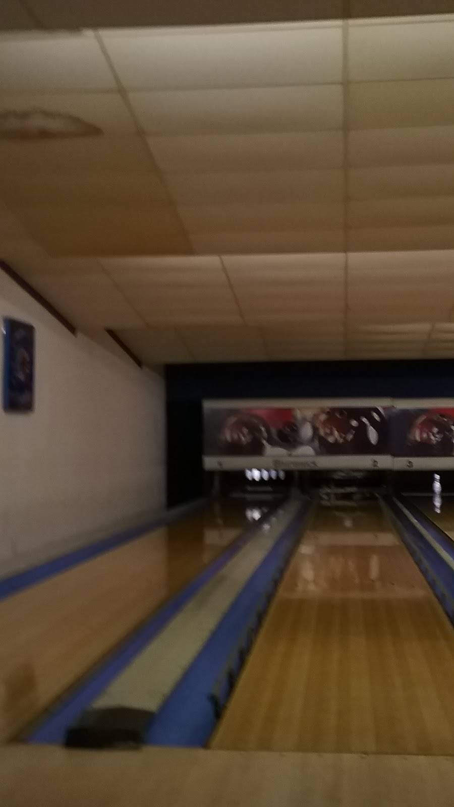 Palestine Bowling Center | meal takeaway | 1551 E Palestine Ave, Palestine, TX 75801, USA | 9037230888 OR +1 903-723-0888