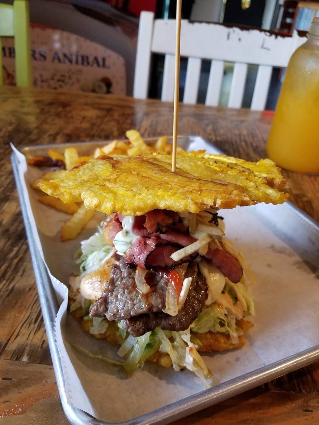 Willies Pinchos | restaurant | 1000 W Vine St, Kissimmee, FL 34741, USA | 4077852330 OR +1 407-785-2330