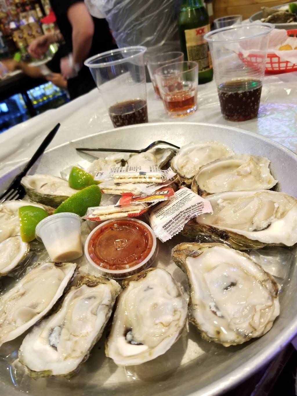 Red Claws Crab Shack | restaurant | 4629 S Cooper St #111, Arlington, TX 76017, USA | 8176425431 OR +1 817-642-5431