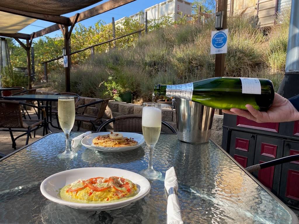 Idle Hour Winery & Kitchen | restaurant | 41139 CA-41, Oakhurst, CA 93644, USA | 5597609090 OR +1 559-760-9090