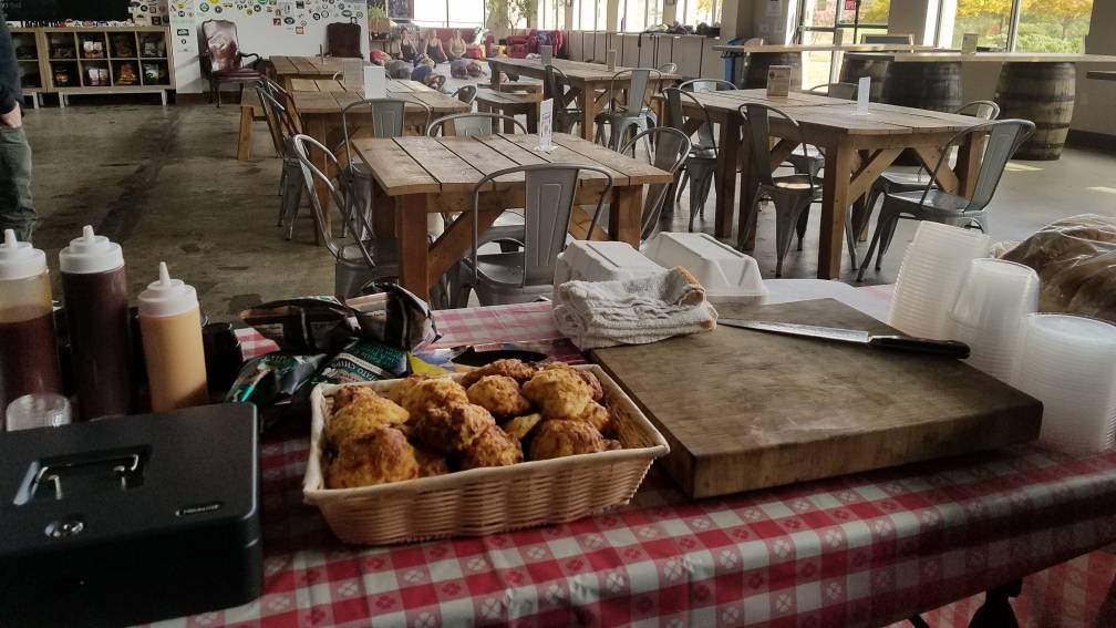 Odd BBQ | restaurant | 4520 Daly Dr #102, Chantilly, VA 20151, USA | 2026773829 OR +1 202-677-3829