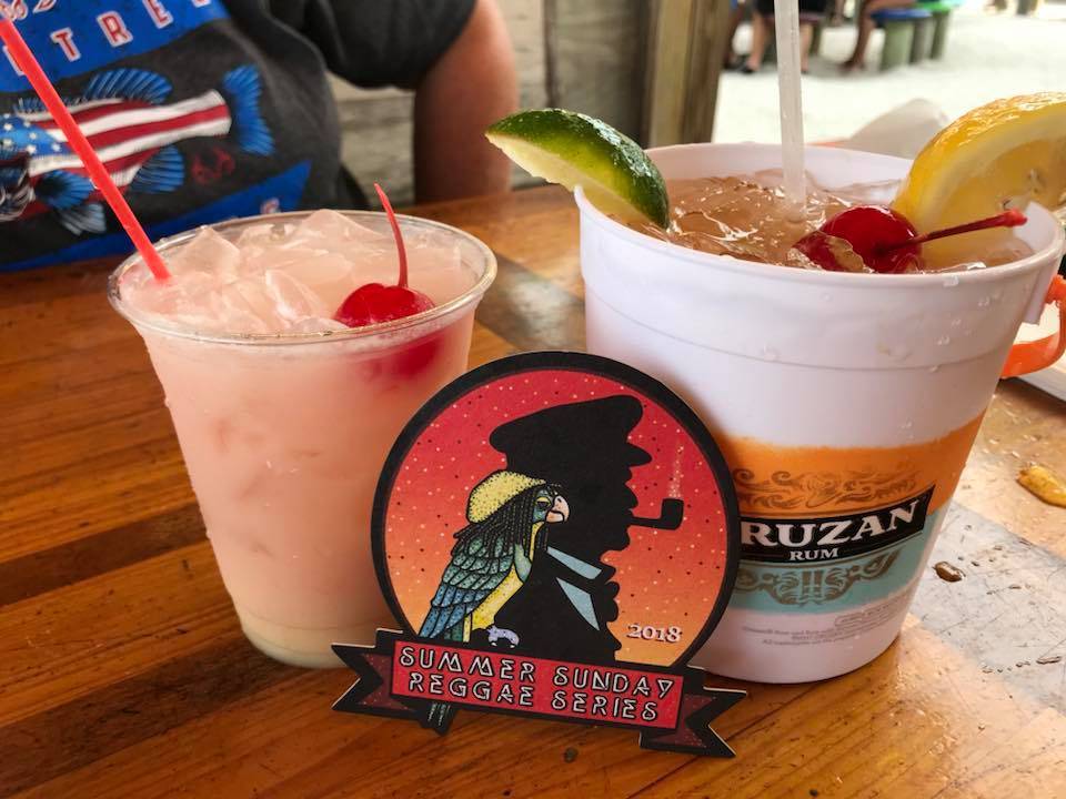 Sandbar Beach Club | restaurant | 1606 Indian River Dr, Sebastian, FL 32958, USA | 7725894345 OR +1 772-589-4345