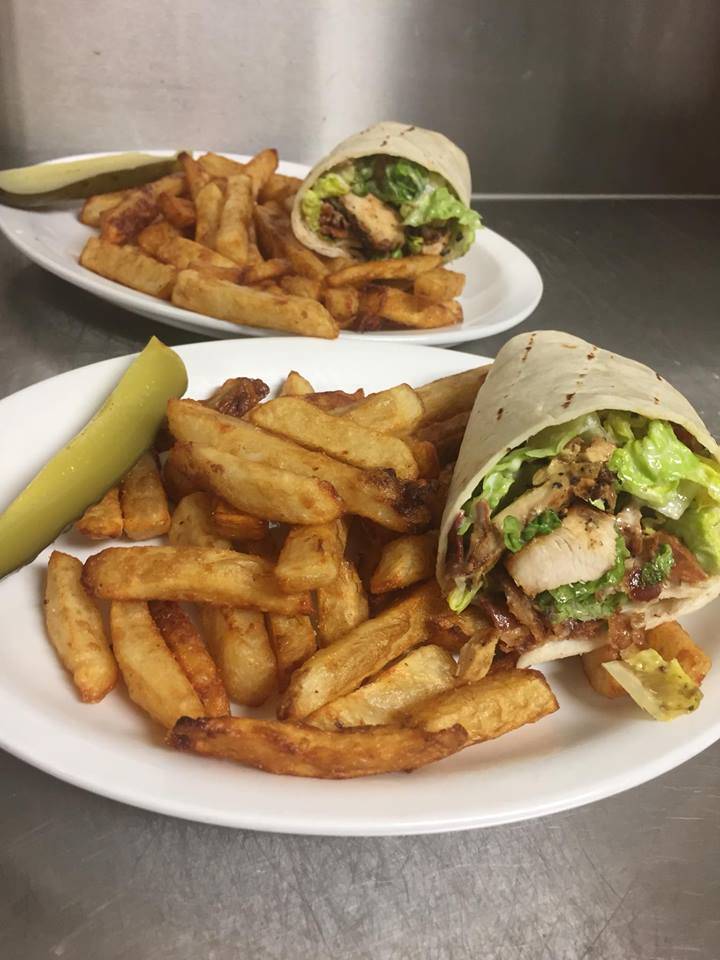 FlavorPhil’s Family Restaurant | restaurant | 803 Chelsea St, Brockville, ON K6V 5T4, Canada | 6133423277 OR +1 613-342-3277