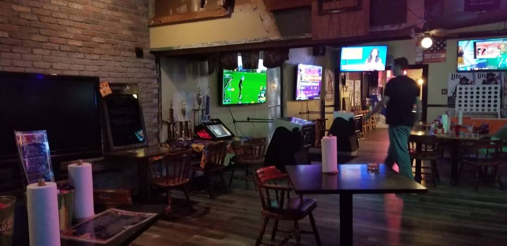 Dannys Sports Pub | restaurant | 2350 Curlew Rd, Palm Harbor, FL 34683, USA | 7277855126 OR +1 727-785-5126