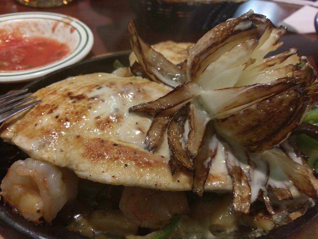 Tlaquepaque Mexican Grill - Mount Airy | restaurant | 2123 Rockford St, Mt Airy, NC 27030, USA | 3367894050 OR +1 336-789-4050