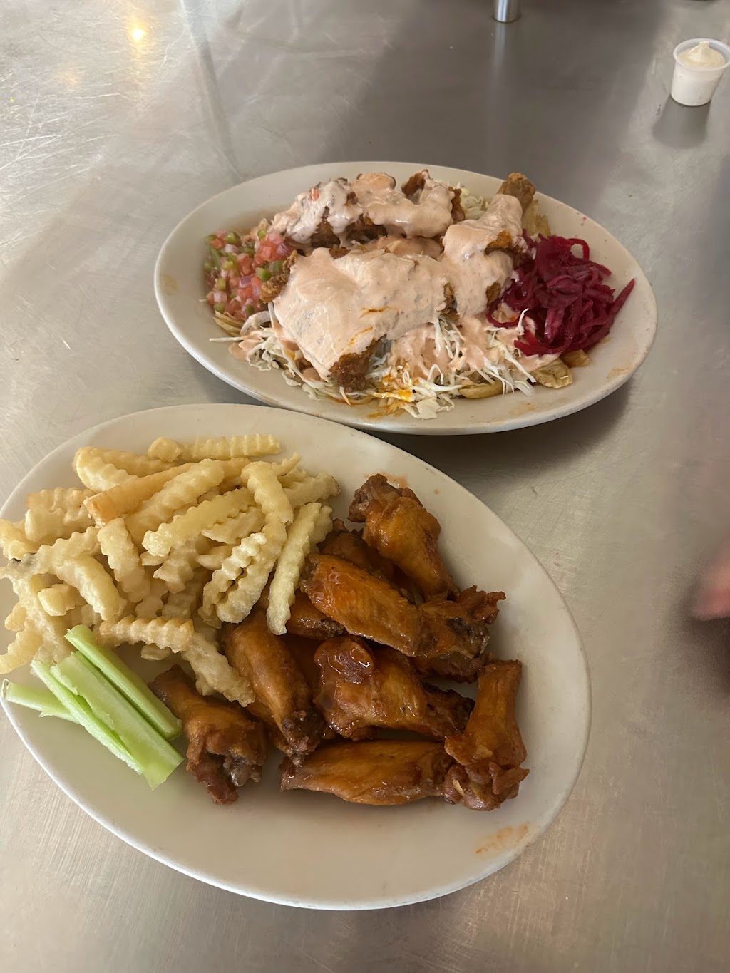 Antojitos catrachos restaurant | restaurant | 807 1st St N, Alabaster, AL 35007, USA | 2053587737 OR +1 205-358-7737