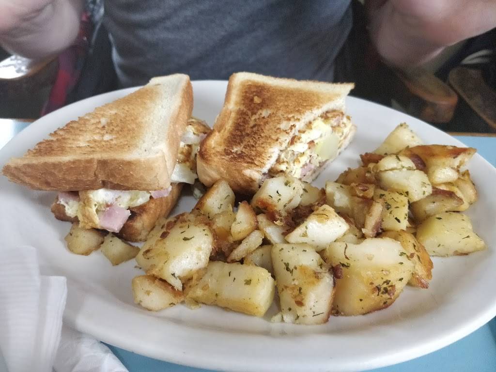 Lock Street Diner | restaurant | 769 Lock St, Peterborough, ON K9J 8S8, Canada | 7057430947 OR +1 705-743-0947