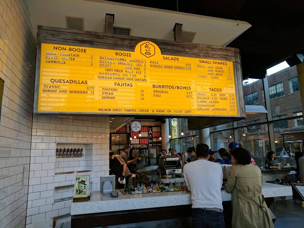 Wilbur Mexicana | restaurant | 552 King St W, Toronto, ON M5V 1M3, Canada | 4167921878 OR +1 416-792-1878