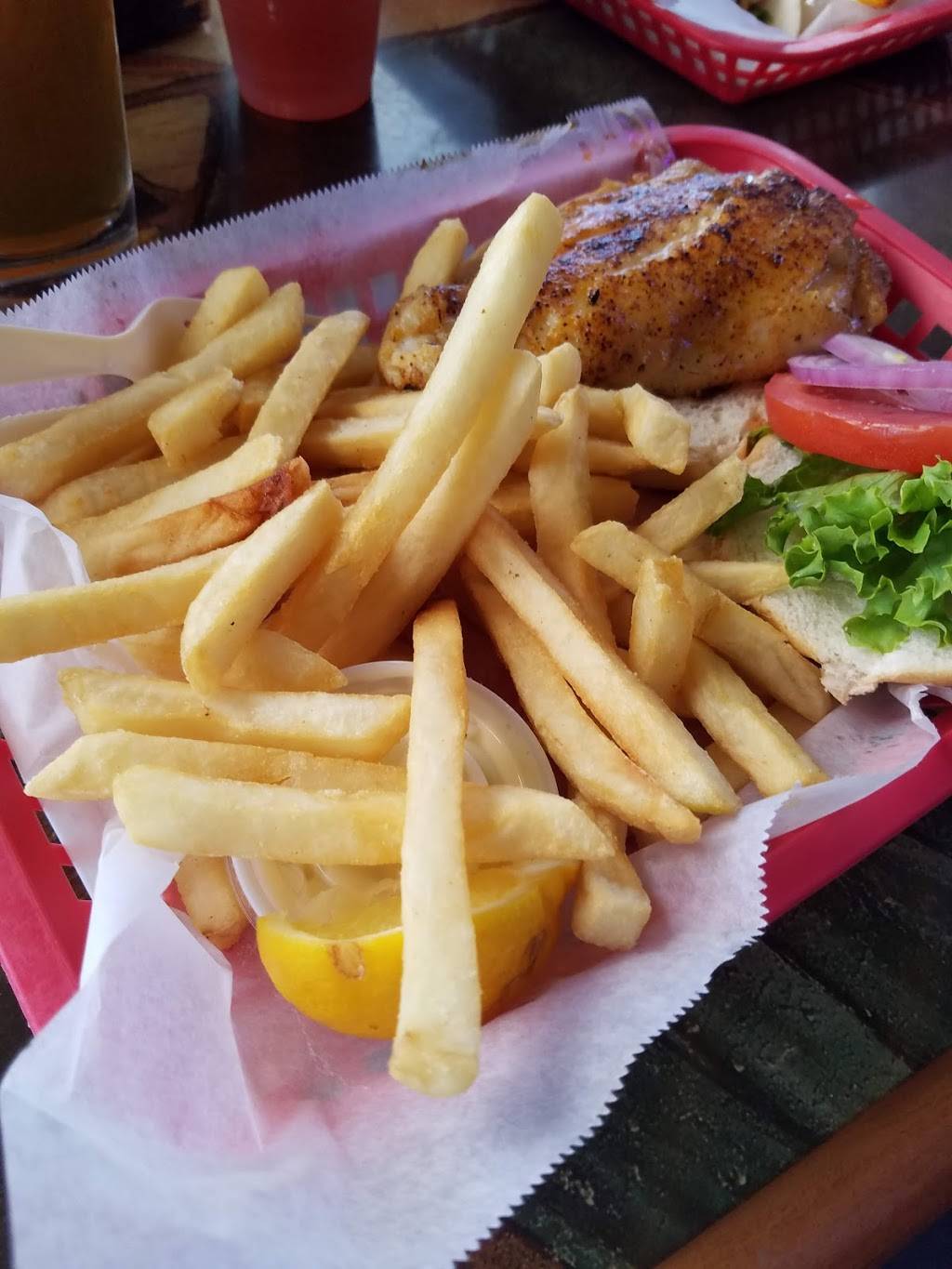 Berts Bar & Grill | restaurant | 4271 Pine Island Rd, Matlacha, FL 33993, USA | 2392823232 OR +1 239-282-3232