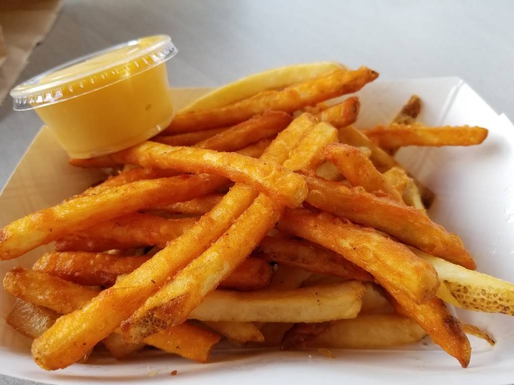 Blakes Lotaburger | restaurant | 6215 San Antonio Dr NE, Albuquerque, NM 87109, USA | 5058211958 OR +1 505-821-1958