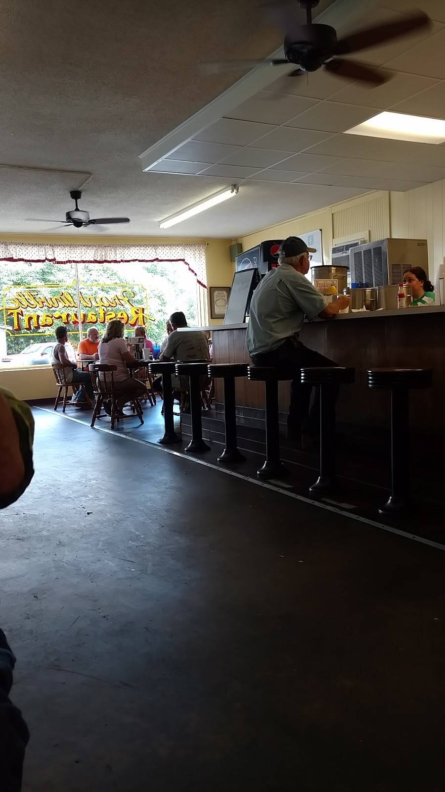 Franklinville Restaurant | restaurant | 159 W Main St, Franklinville, NC 27248, USA | 3368242117 OR +1 336-824-2117
