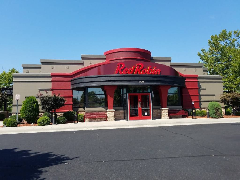 Red Robin Gourmet Burgers and Brews | restaurant | 21045 Dulles Town Cir, Sterling, VA 20166, USA | 7034210038 OR +1 703-421-0038