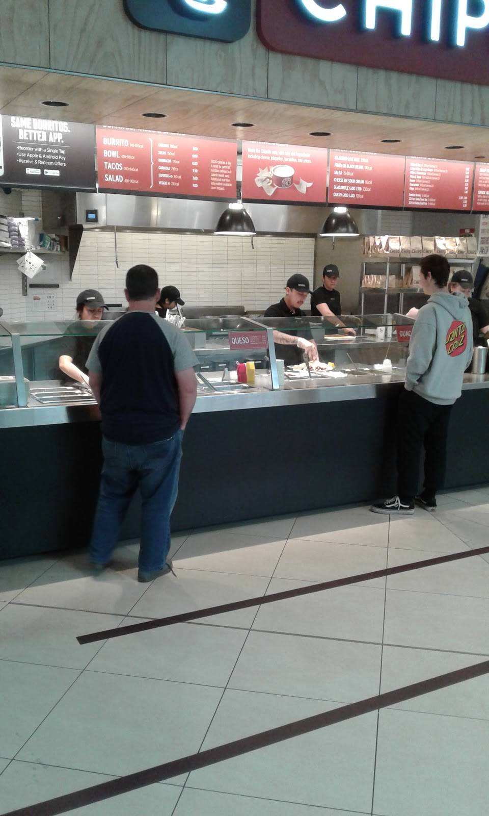 Chipotle Mexican Grill | restaurant | 555 The, Shops At Mission Viejo, Mission Viejo, CA 92691, USA | 9493471530 OR +1 949-347-1530