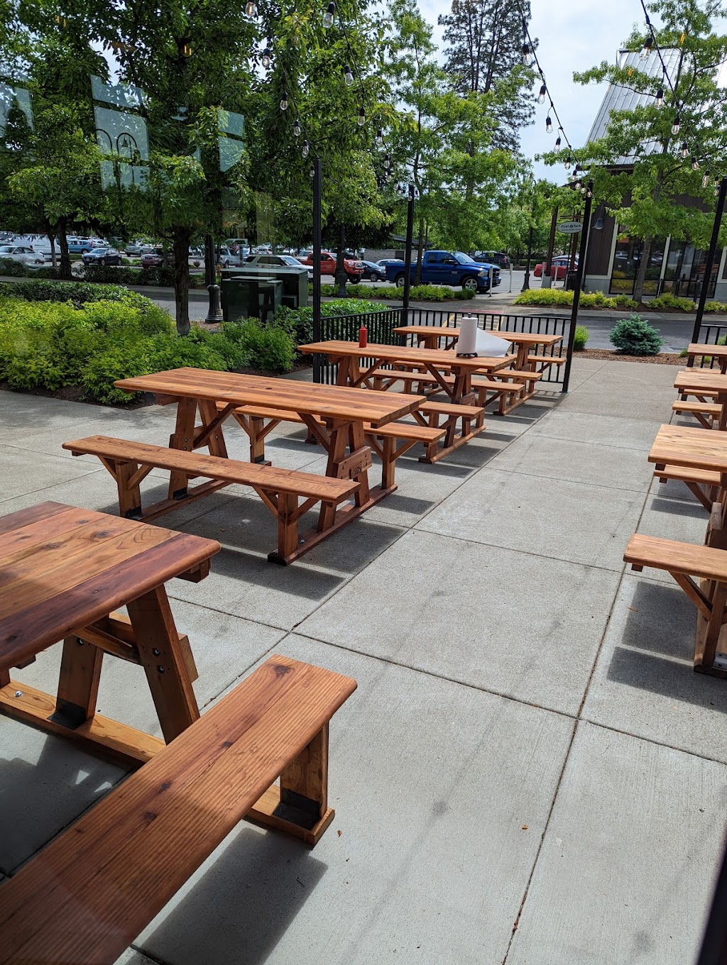 Killer Burger | restaurant | 30020 SW Boones Ferry Rd, Wilsonville, OR 97070, USA | 5034270335 OR +1 503-427-0335