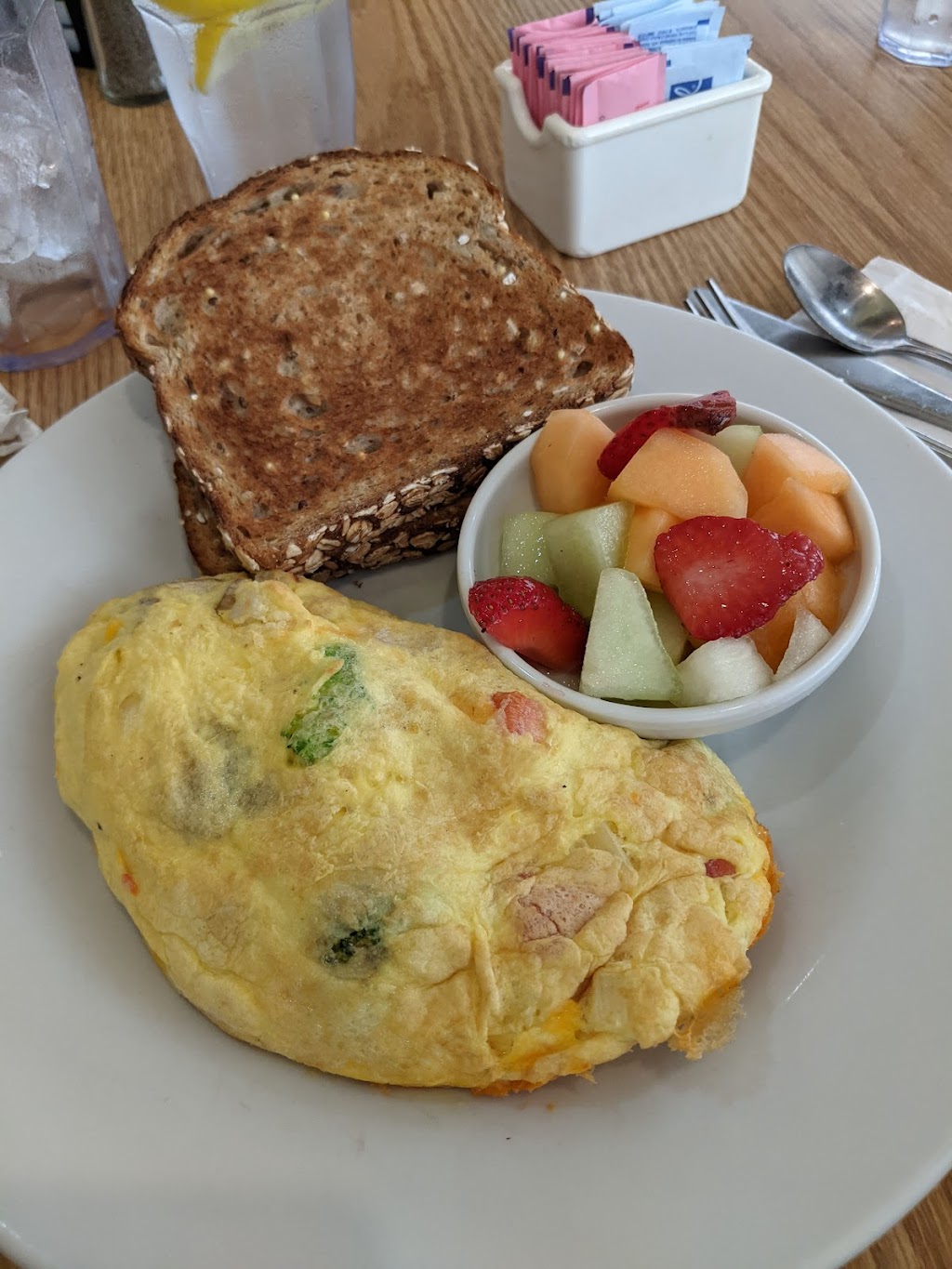 Pancake Cafe | cafe | 1292 Rickert Dr # 168, Naperville, IL 60540, USA | 6306371010 OR +1 630-637-1010