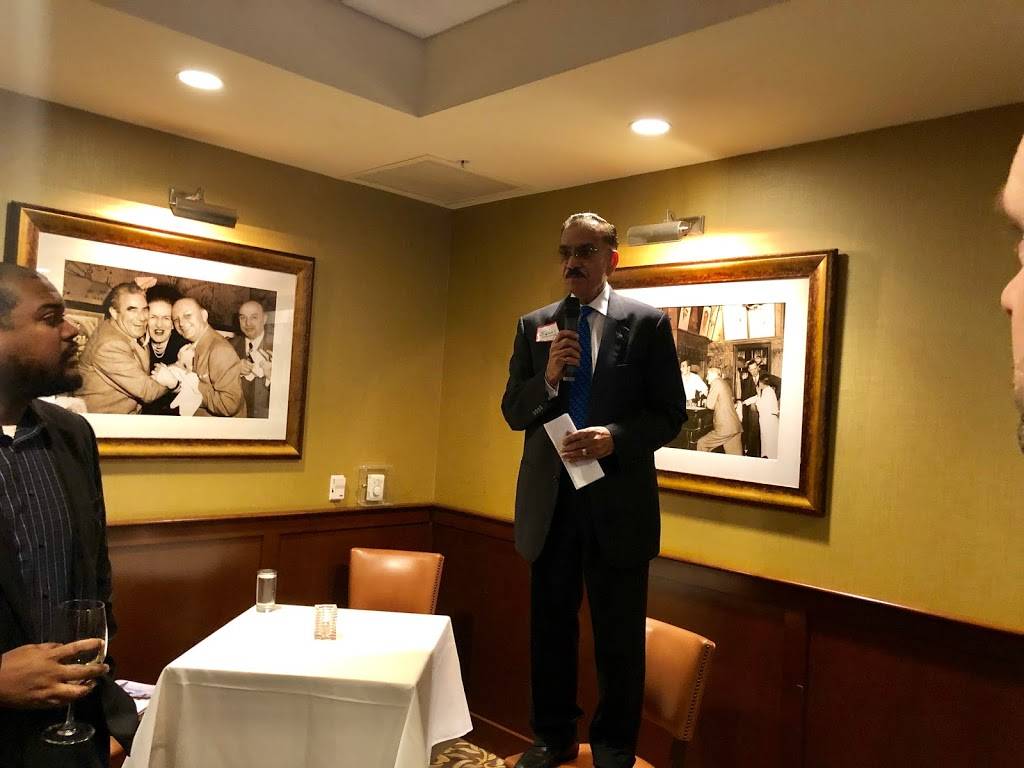 The Palm - Houston | restaurant | 6100 Westheimer Rd, Houston, TX 77057, USA | 7139772544 OR +1 713-977-2544