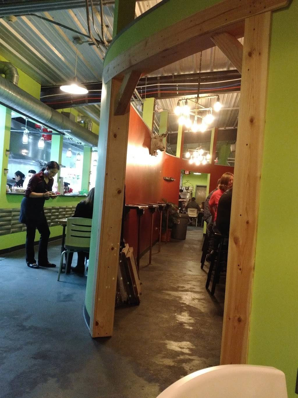 Blossom & Cellar Door Craft Cavern | restaurant | 750 W Main St b, Hendersonville, TN 37075, USA | 6154312186 OR +1 615-431-2186