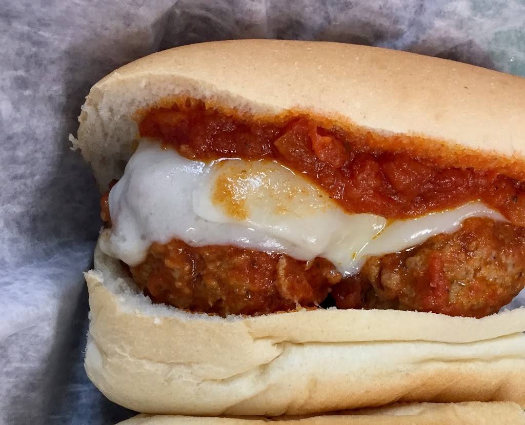 The Lunchbox Acai bowls, Smoothies,Wraps,Subs | restaurant | 4412 Northlake Blvd, Palm Beach Gardens, FL 33410, USA | 5617996636 OR +1 561-799-6636