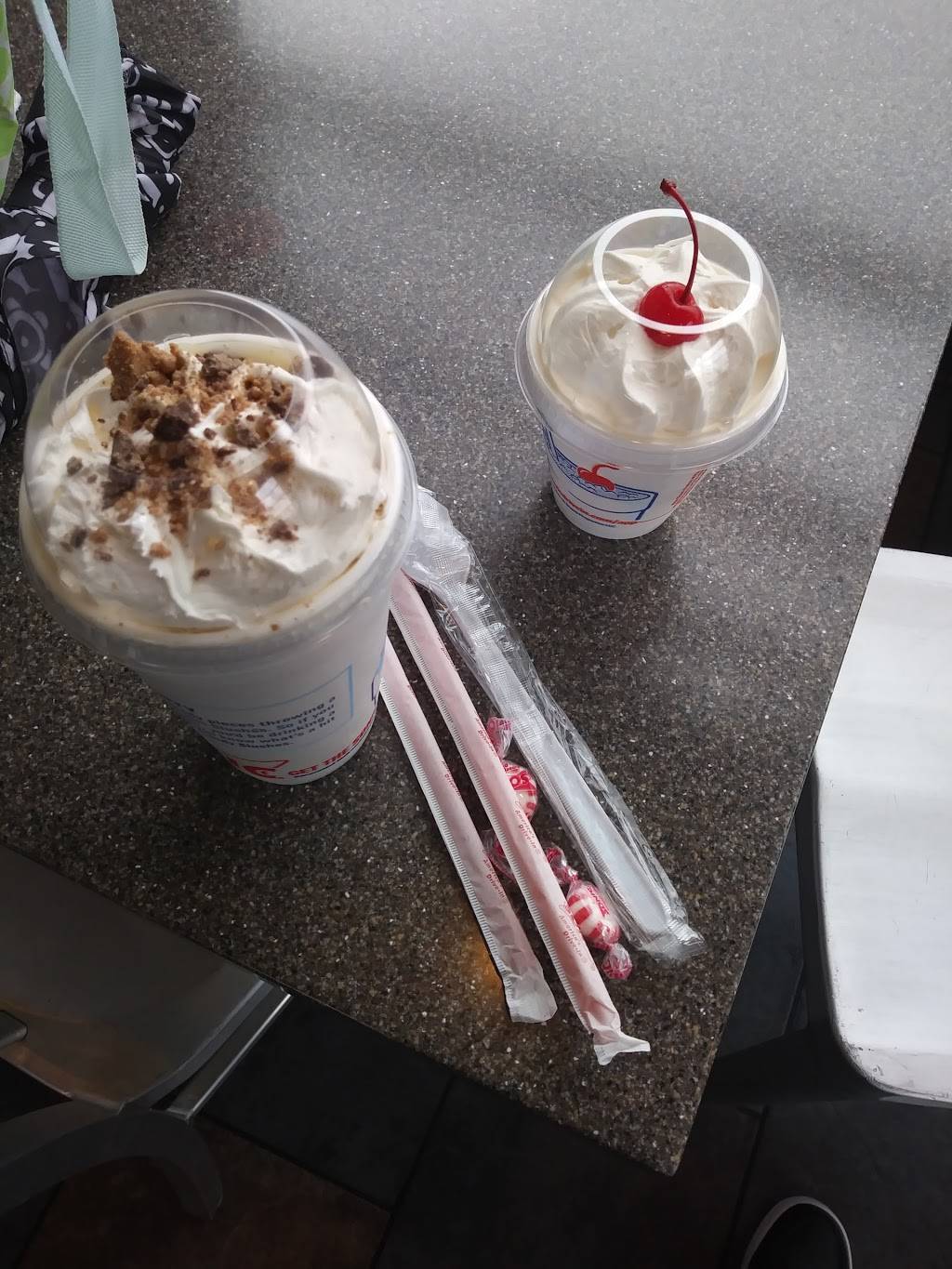 Sonic Drive-In | restaurant | 189-237 Springfield Ave, Newark, NJ 07103, USA | 9736930025 OR +1 973-693-0025