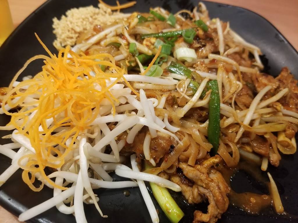 S Thai Food Restaurant | meal delivery | 26490 Ynez Rd suite b, Temecula, CA 92591, USA | 9516992424 OR +1 951-699-2424