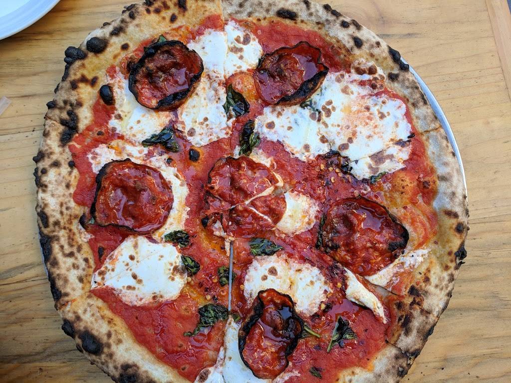 Robertas | restaurant | 8810 Washington Blvd, Culver City, CA 90232, USA | 7184171118 OR +1 718-417-1118