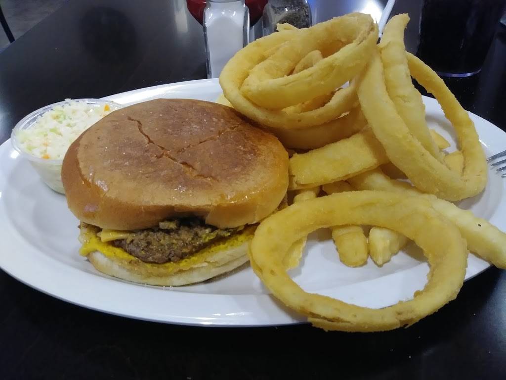 Carolina Drive In Restaurant | restaurant | 105 Rutherford St, Greenville, SC 29609, USA | 8642336540 OR +1 864-233-6540