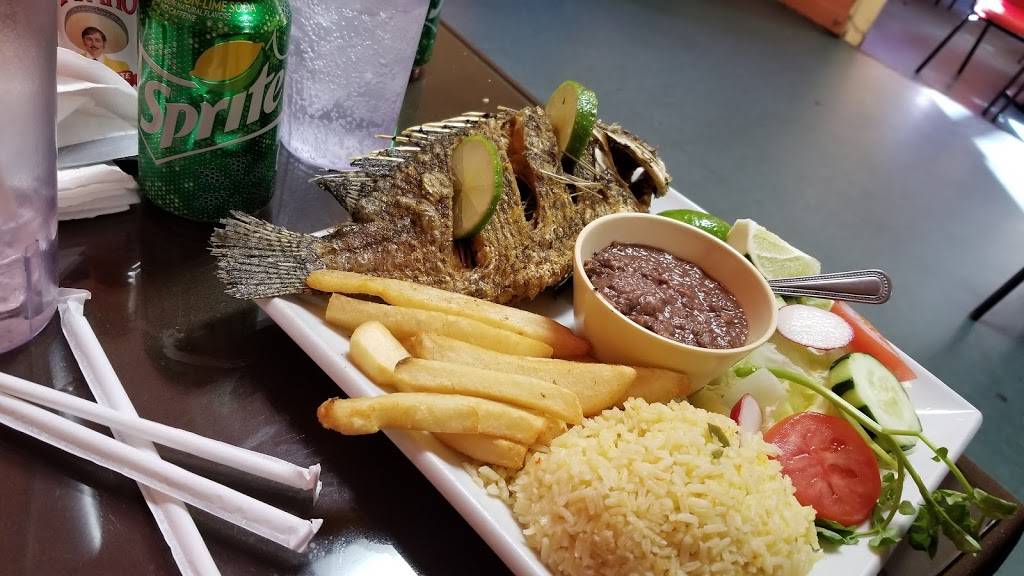 Sabores Oaxaquenos | restaurant | 3337 1/2 W 8th St, Los Angeles, CA 90005, USA | 2134105133 OR +1 213-410-5133