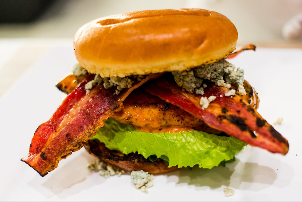 Atomic Wings College Park, MD - Voted Best Buffalo Chicken Wings | restaurant | 3124 Queens Chapel Rd, Avondale, MD 20782, USA | 3019270237 OR +1 301-927-0237