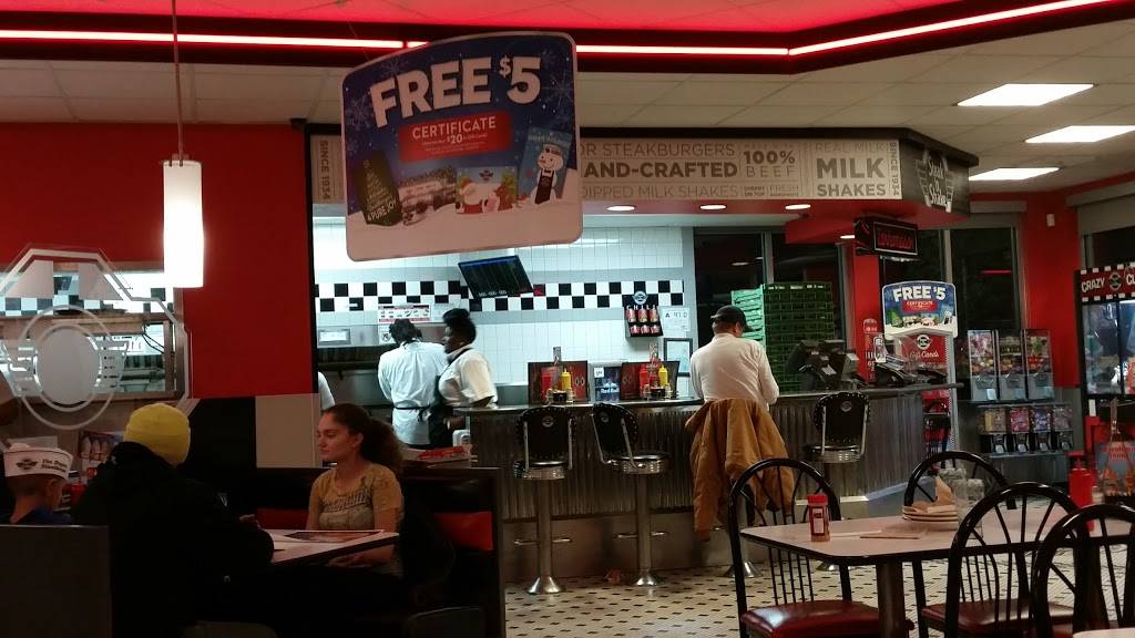 Steak n Shake | restaurant | 635 River Hwy, Mooresville, NC 28117, USA | 7047469231 OR +1 704-746-9231