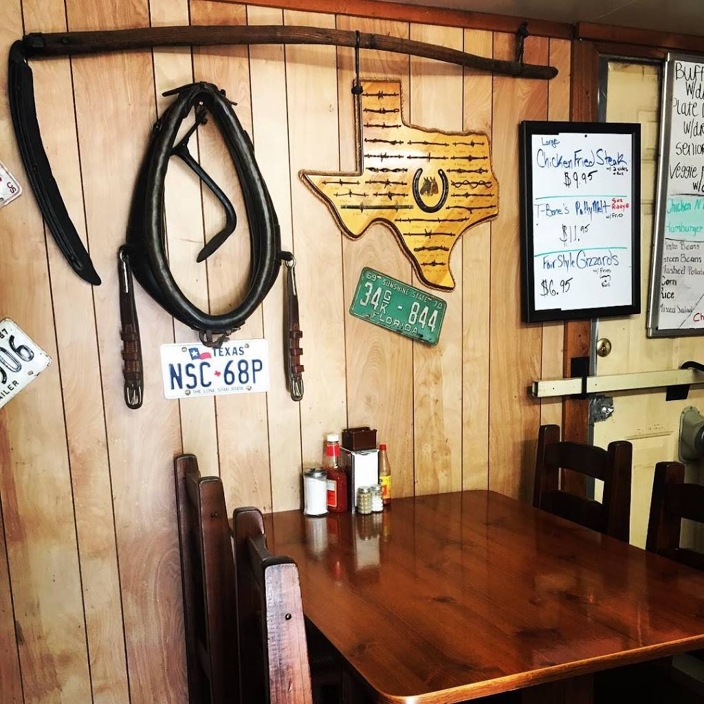 Burr Country Store & Grill | restaurant | 5203 Farm to Market Rd 1301, Wharton, TX 77488, USA | 9795328783 OR +1 979-532-8783