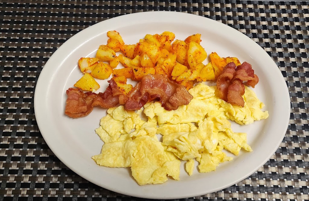 Las 5 Hermanas Cafeteria | restaurant | 10119 W Okeechobee Rd, Hialeah Gardens, FL 33016, USA | 3058285100 OR +1 305-828-5100