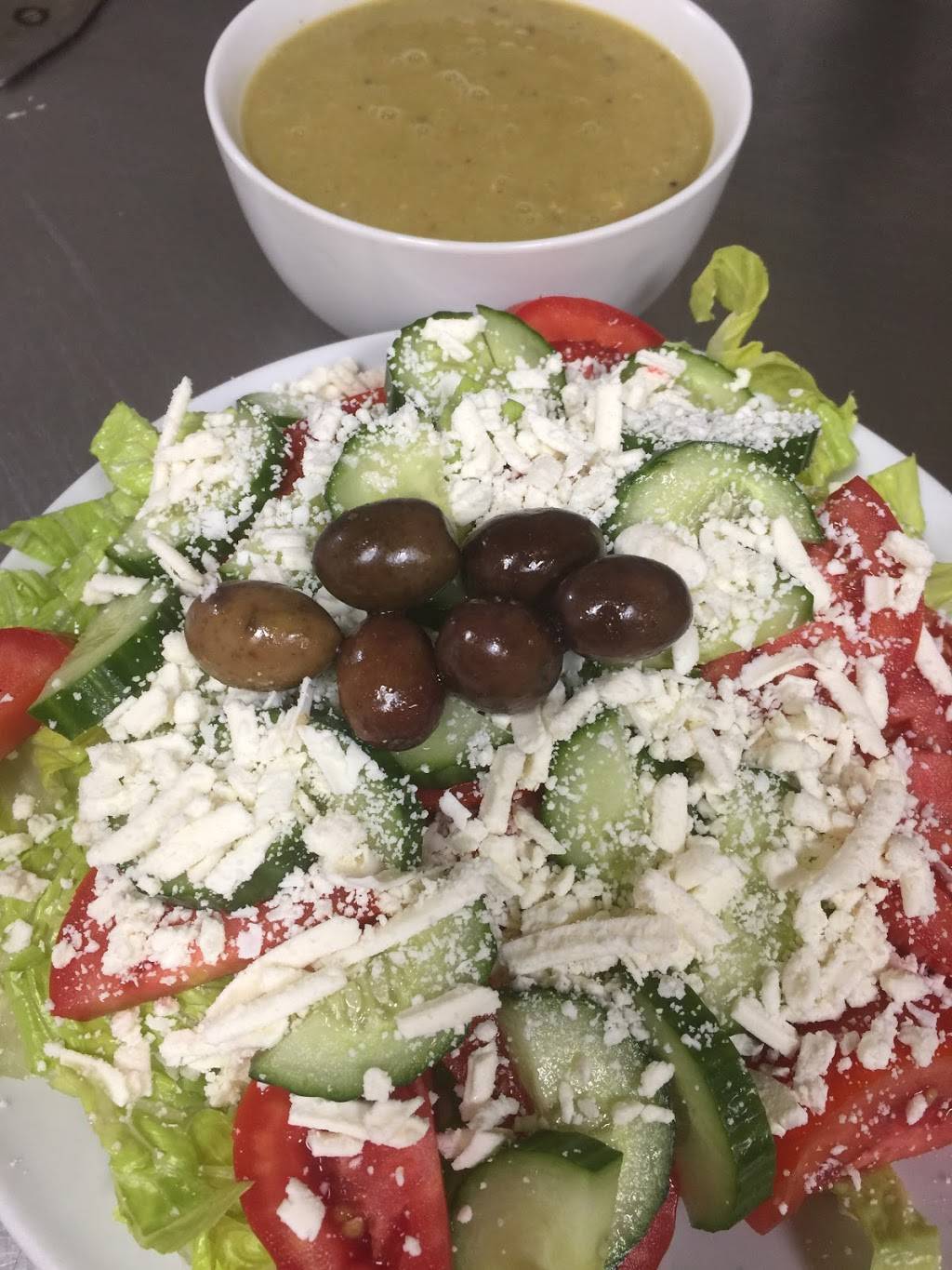 Calabrese Pizza | restaurant | 3019 Lake Shore Blvd W, Etobicoke, ON M8V 1K2, Canada | 4165030999 OR +1 416-503-0999