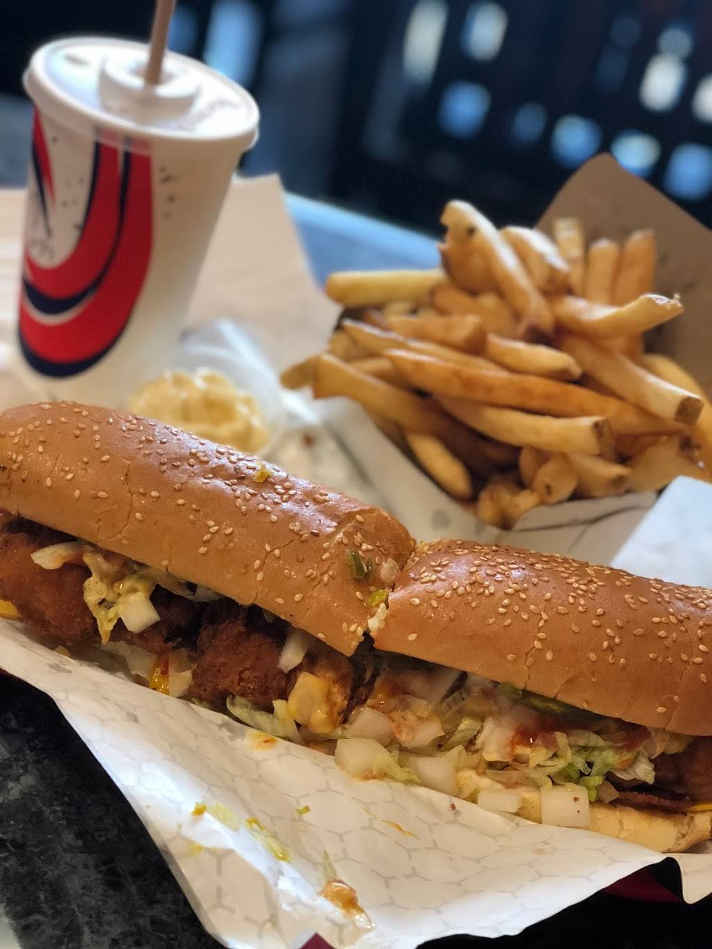 Retro Burger | restaurant | 105 Bayly St W #18a, Ajax, ON L1S 3V4, Canada | 9052397065 OR +1 905-239-7065