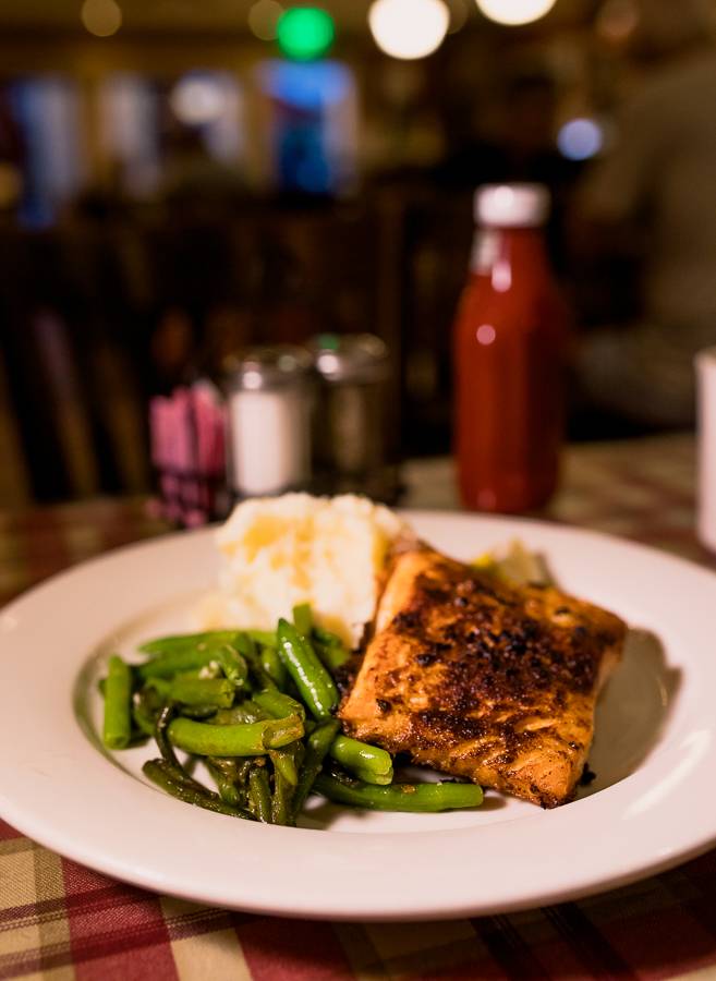 Jo Jo Apples Cafe | restaurant | 85 Lido Blvd, Point Lookout, NY 11569, USA | 5164326494 OR +1 516-432-6494