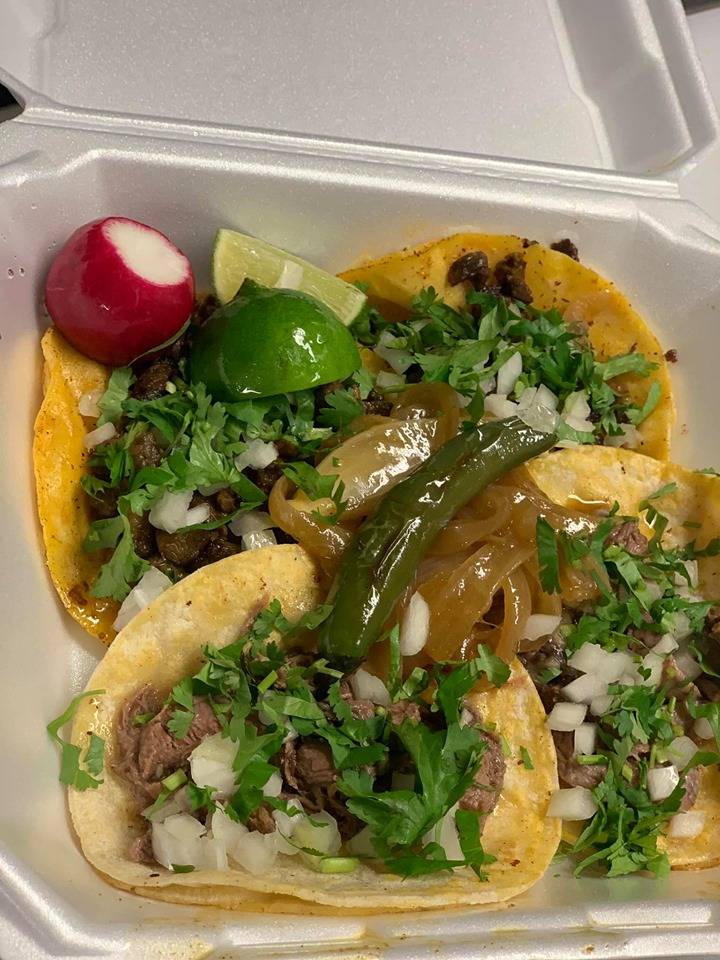 La Morenita Food Truck | restaurant | 4420 L St, Omaha, NE 68107, USA | 4022122148 OR +1 402-212-2148