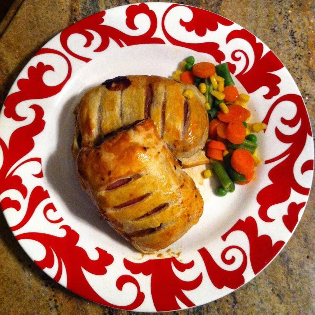 Zarias Fine Dining | restaurant | 14 North St, Middletown, NY 10940, USA | 8453410334 OR +1 845-341-0334