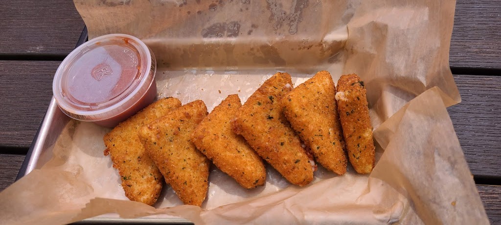 FATBOYS (Juicy Beef & Tasty Bird) | restaurant | 104 Harbor Blvd, Destin, FL 32541, USA | 8508423190 OR +1 850-842-3190