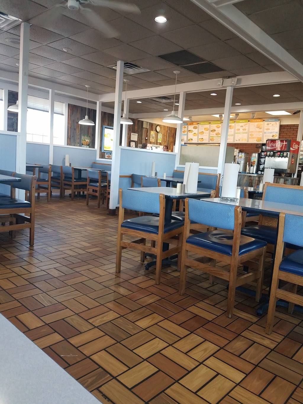 Captain Ds | restaurant | 718 U.S. 31 N, Greenwood, IN 46142, USA | 3178821913 OR +1 317-882-1913