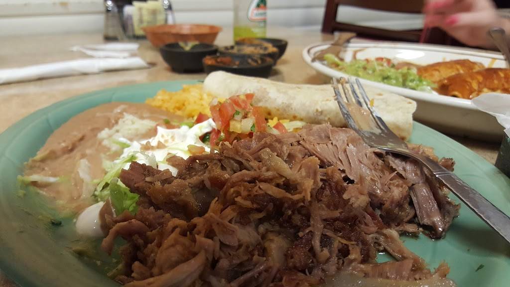 El Molcajete | restaurant | 1129 S Cloverdale Blvd, Cloverdale, CA 95425, USA | 7078944495 OR +1 707-894-4495