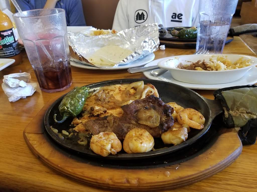 El Cerro Grande | restaurant | 108 S Kings Hwy, Myrtle Beach, SC 29577, USA | 8439469562 OR +1 843-946-9562