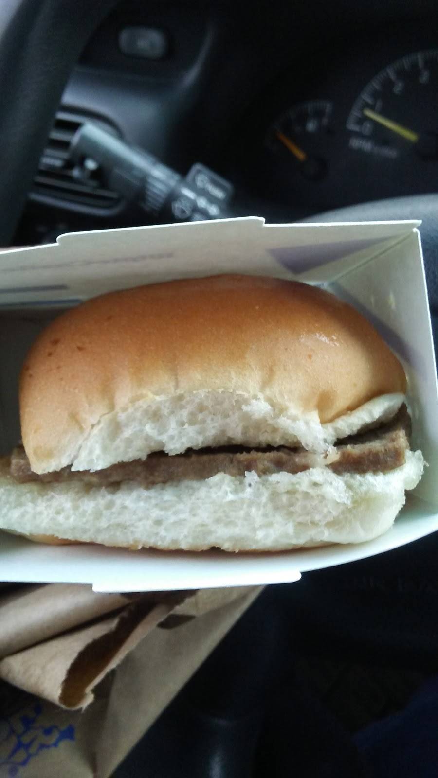 White Castle | restaurant | 6901 S Western Ave, Chicago, IL 60636, USA | 7737760622 OR +1 773-776-0622