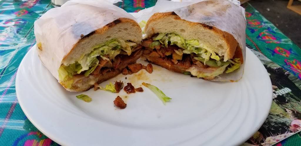 Casa Coriz | restaurant | 71-28 Fresh Pond Rd, Flushing, NY 11385, USA | 3478897020 OR +1 347-889-7020