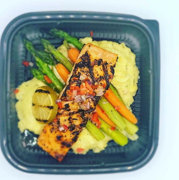 Victorias Kitchen & Catering | restaurant | 250 Sicklerville Rd, Sicklerville, NJ 08081, USA | 8565160495 OR +1 856-516-0495