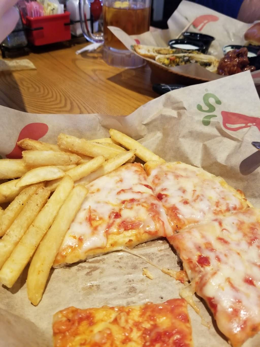 Chilis Grill & Bar | restaurant | 1425 Rocky Mountain Ave, Loveland, CO 80538, USA | 9706636800 OR +1 970-663-6800