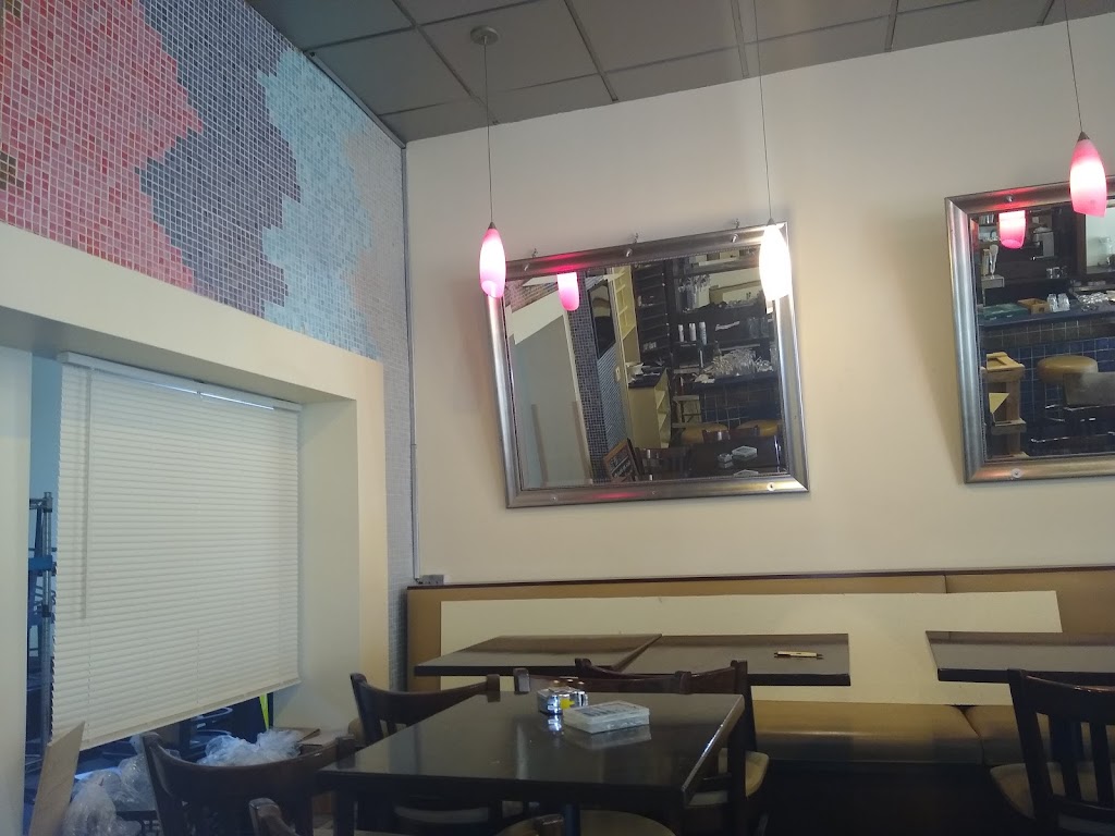 Dangles Bar & Grill | restaurant | 259 Orange St, New Haven, CT 06510, USA | 2038892912 OR +1 203-889-2912