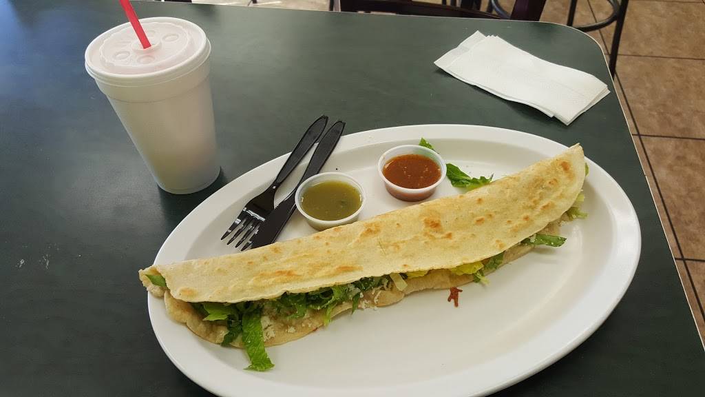 Tortas LA Corona | restaurant | 1712 N Placentia Ave, Fullerton, CA 92831, USA | 6574449222 OR +1 657-444-9222