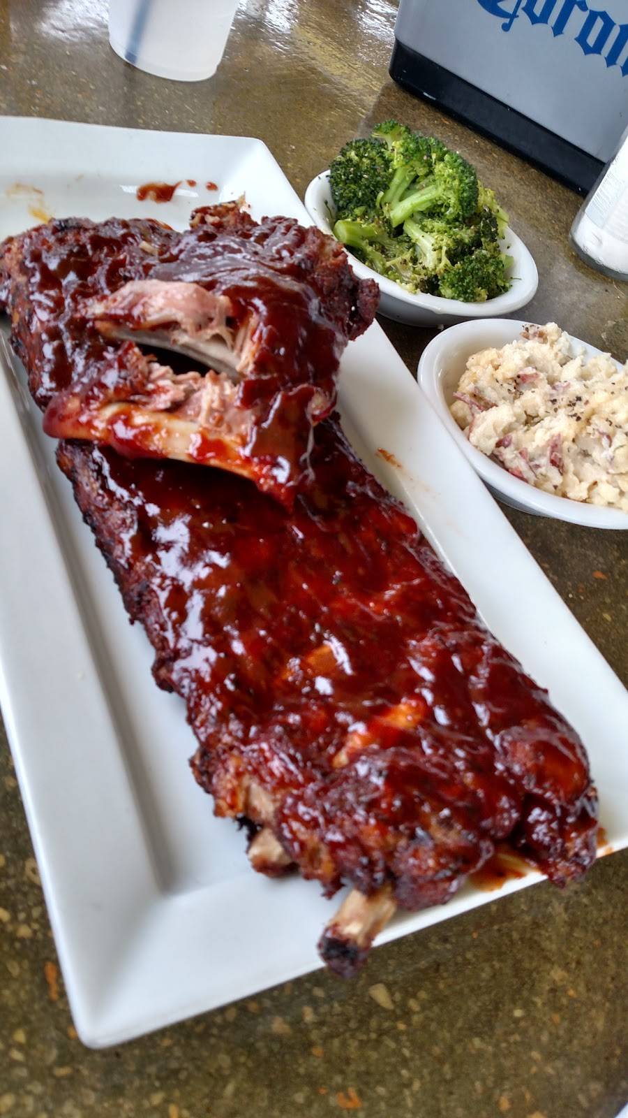 The Crazy Tuna Bar & Grille | restaurant | 203 Nanticoke Rd, Essex, MD 21221, USA | 4435599158 OR +1 443-559-9158