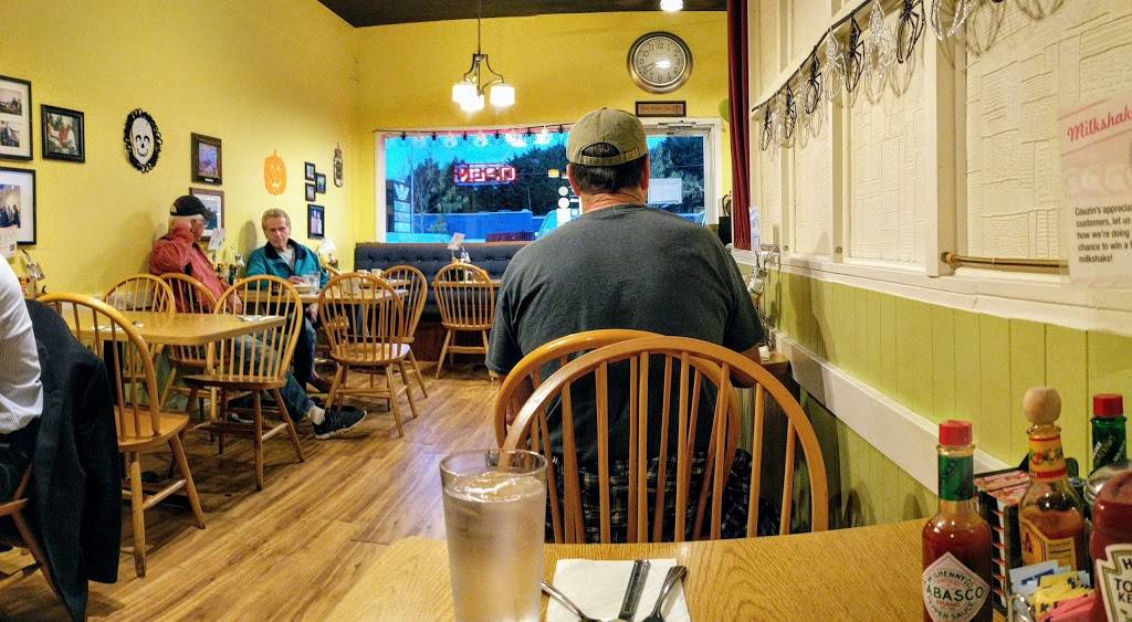 Couzins Cafe | restaurant | 12861 Northeast 85th Street b/t N 128th Ave & N, 131st Ave NE, Kirkland, WA 98033, USA | 4258228803 OR +1 425-822-8803