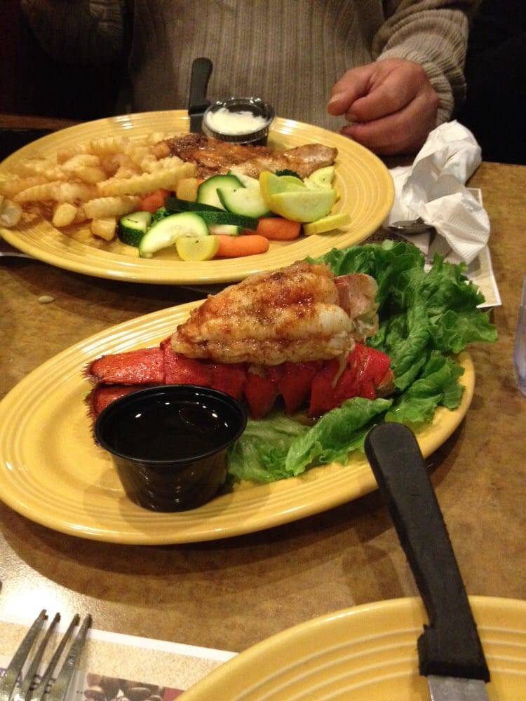 Mels Diner - Golden Gate | restaurant | 12035 Collier Blvd, Naples, FL 34116, USA | 2394554242 OR +1 239-455-4242