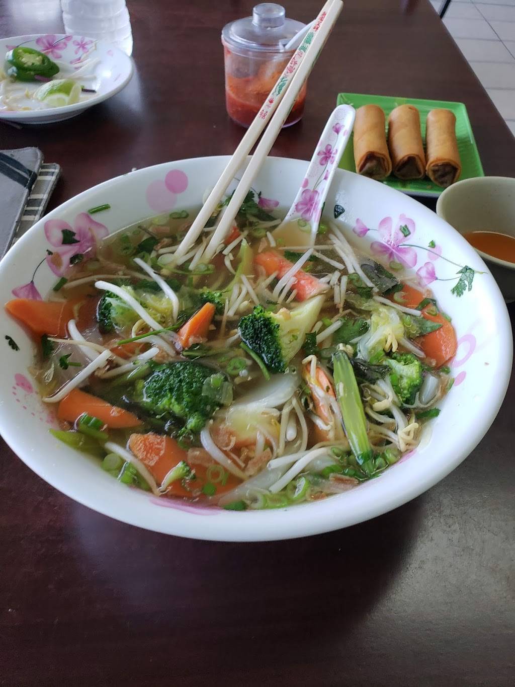 Vietnamese Noodle House | restaurant | 18 Uvalde Rd, Houston, TX 77015, USA | 7134504773 OR +1 713-450-4773